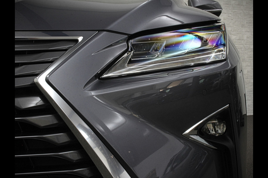 Lexus RX 450h 4WD President Line | Panorama | Origineel NL | 360 Camera | Mark-Levinson Sound | ACC | Stoelventilatie | Leder | Head-Up | Memory | Keyless-Entry | Stoelverwarming V+A | ISO-Glas | Zonwering | LED | Lane-Assist | Dodehoek | DAB | Draadloos Laden |