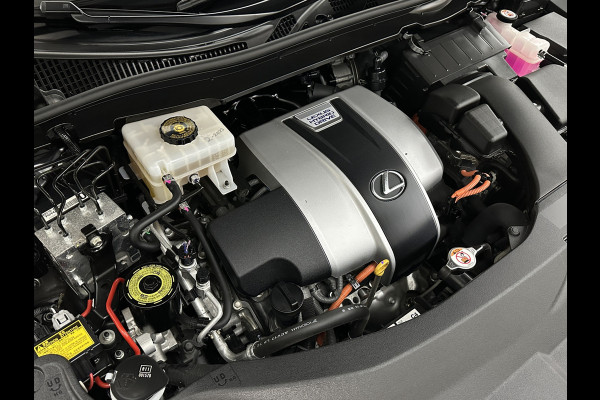 Lexus RX 450h 4WD President Line | Panorama | Origineel NL | 360 Camera | Mark-Levinson Sound | ACC | Stoelventilatie | Leder | Head-Up | Memory | Keyless-Entry | Stoelverwarming V+A | ISO-Glas | Zonwering | LED | Lane-Assist | Dodehoek | DAB | Draadloos Laden |