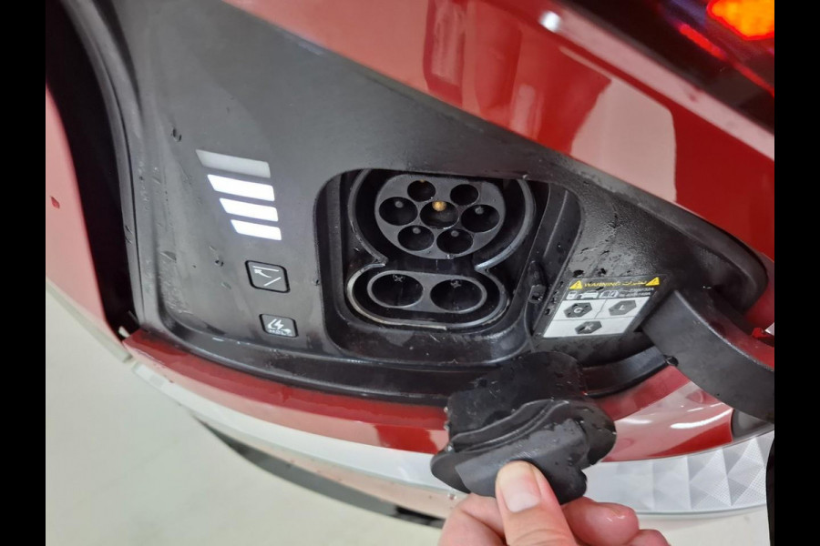 Kia Ev6 Plus 77.4 kWh | 99.000 KM | SOH 100% | Trekhaak | Lederen Interieur | WORDT VERWACHT