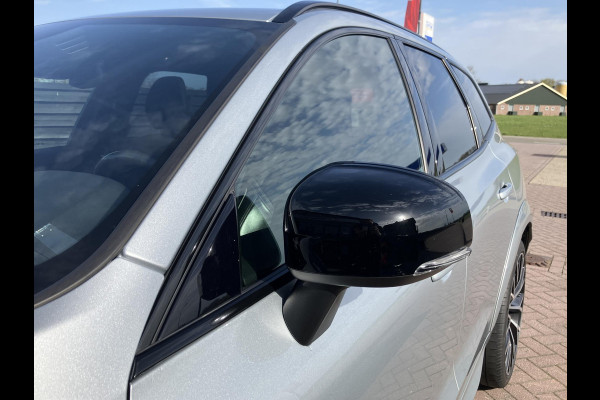 Volvo XC60 2.0 T5 AWD R-Design | HUD | Pano | Trekhaak | All-in prijs
