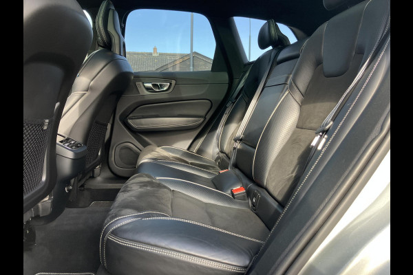 Volvo XC60 2.0 T5 AWD R-Design | HUD | Pano | Trekhaak | All-in prijs