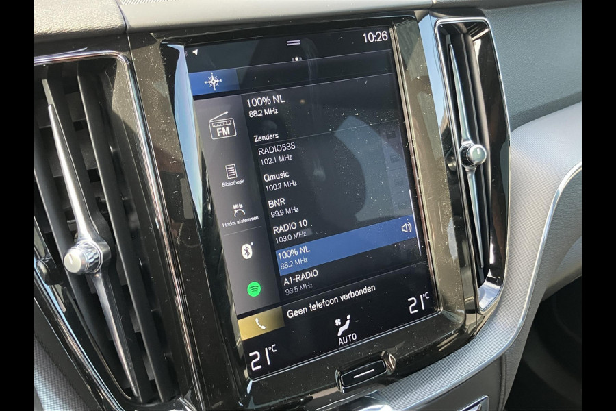 Volvo XC60 2.0 T5 AWD R-Design | HUD | Pano | Trekhaak | All-in prijs