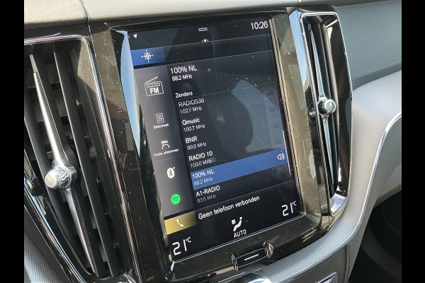 Volvo XC60 2.0 T5 AWD R-Design | HUD | Pano | Trekhaak | All-in prijs