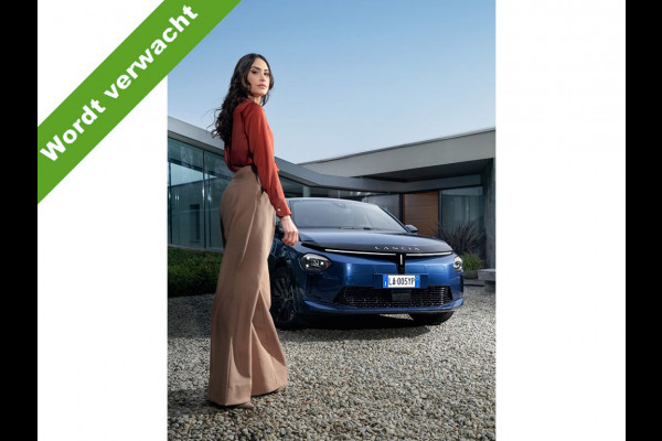 Lancia Ypsilon Edizione Cassina Limitata 51 kWh