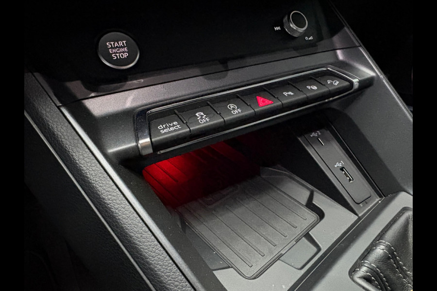 Audi Q3 Sportback 45 TFSI Quattro S-line Matrix Keyless Pano