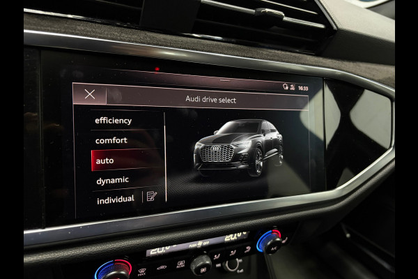 Audi Q3 Sportback 45 TFSI Quattro S-line Matrix Keyless Pano