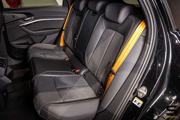 Audi e-tron S quattro 71 kWh|BlackEdition|22inch|Cam|StoelV