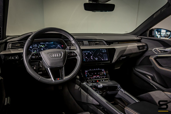 Audi e-tron S quattro 71 kWh|BlackEdition|22inch|Cam|StoelV