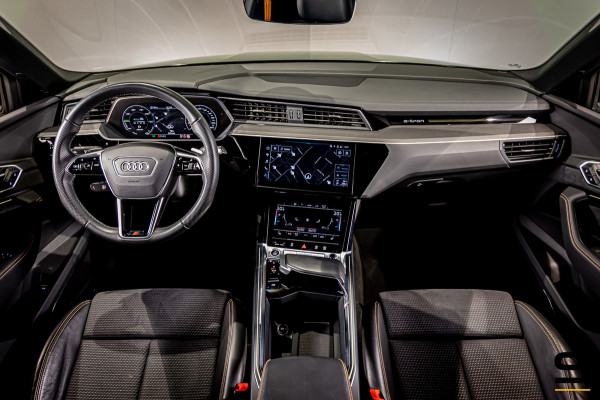 Audi e-tron S quattro 71 kWh|BlackEdition|22inch|Cam|StoelV