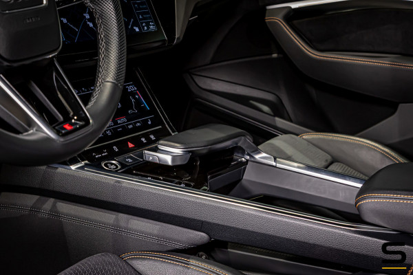 Audi e-tron S quattro 71 kWh|BlackEdition|22inch|Cam|StoelV