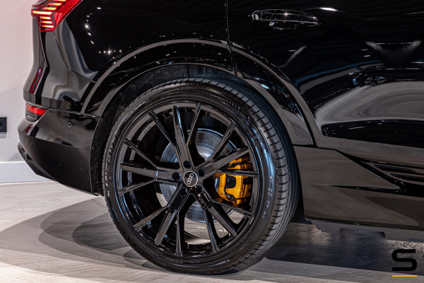 Audi e-tron S quattro 71 kWh|BlackEdition|22inch|Cam|StoelV