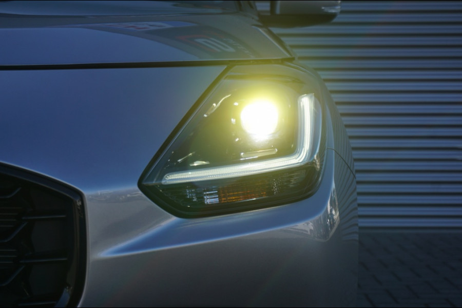 Suzuki Swift Style Smart Hybrid | 3.003 km | ACC | CAMERA | NAVI | EL CLIMATE