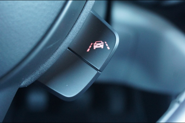 Suzuki Swift Style Smart Hybrid | 3.003 km | ACC | CAMERA | NAVI | EL CLIMATE