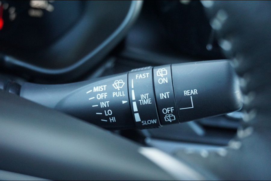 Suzuki Swift Style Smart Hybrid | 3.003 km | ACC | CAMERA | NAVI | EL CLIMATE