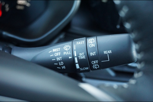 Suzuki Swift Style Smart Hybrid | 3.003 km | ACC | CAMERA | NAVI | EL CLIMATE