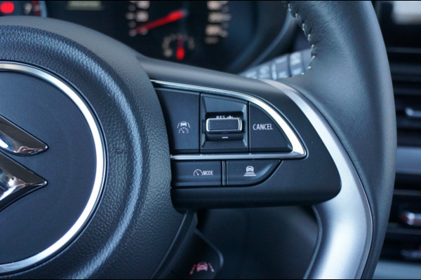 Suzuki Swift Style Smart Hybrid | 3.003 km | ACC | CAMERA | NAVI | EL CLIMATE