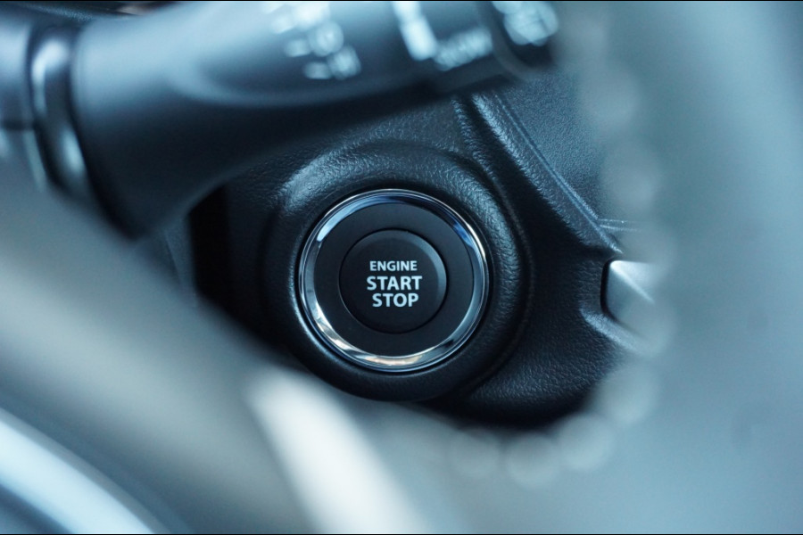 Suzuki Swift Style Smart Hybrid | 3.003 km | ACC | CAMERA | NAVI | EL CLIMATE