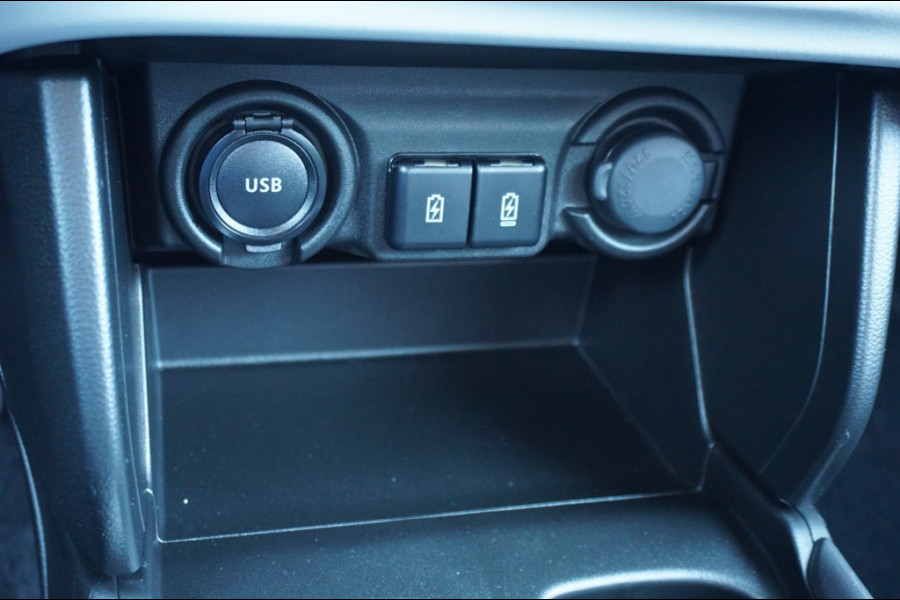 Suzuki Swift Style Smart Hybrid | 3.003 km | ACC | CAMERA | NAVI | EL CLIMATE