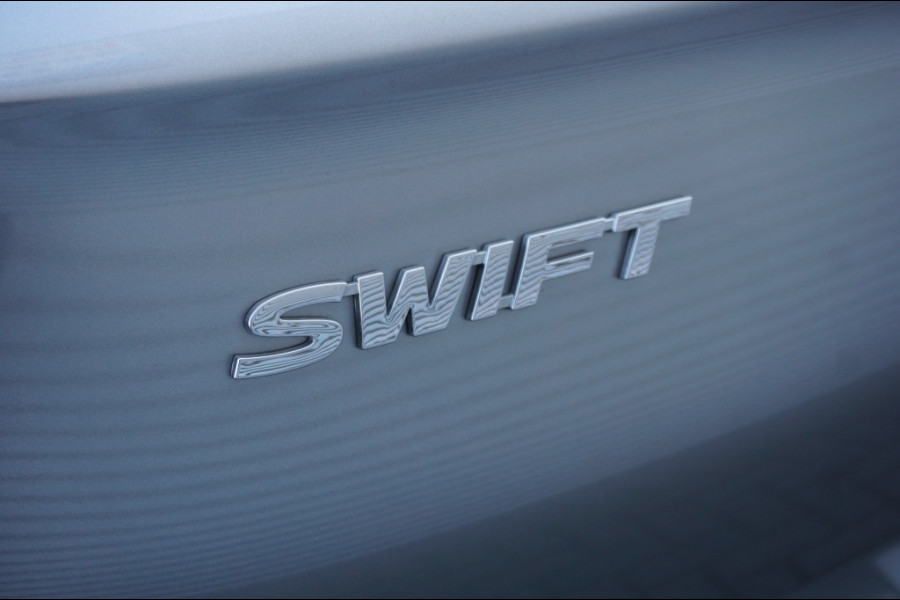 Suzuki Swift Style Smart Hybrid | 3.003 km | ACC | CAMERA | NAVI | EL CLIMATE