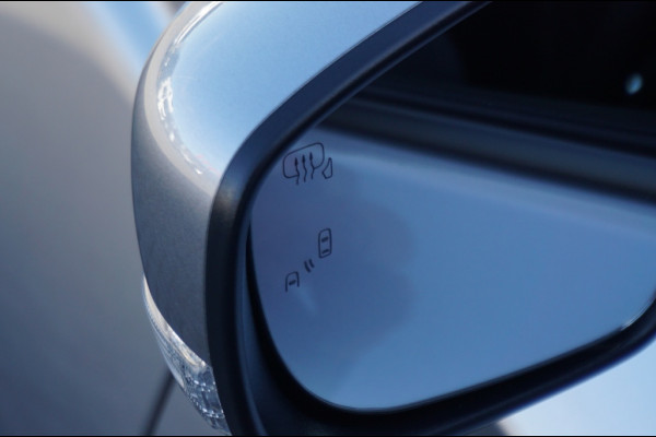 Suzuki Swift Style Smart Hybrid | 3.003 km | ACC | CAMERA | NAVI | EL CLIMATE