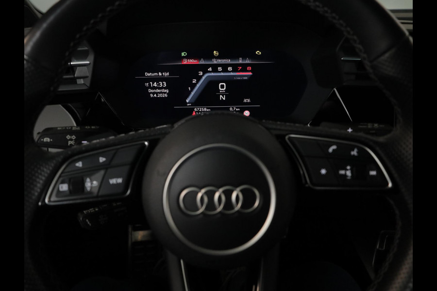 Audi A3 Sportback 30 TFSI S edition 110 pk S-tronic | Navigatie | Parkeersensoren achter | LED koplampen | Apple Carplay/Android Auto | S-Line |