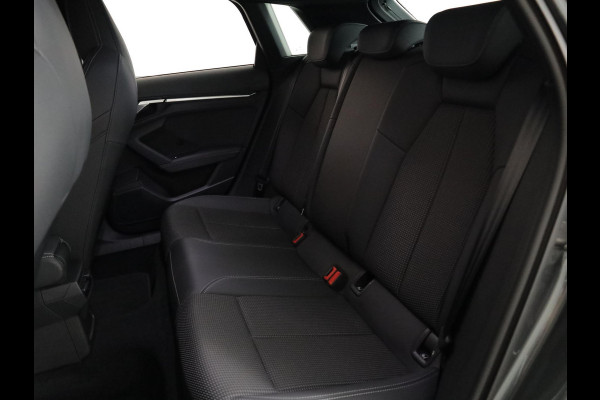 Audi A3 Sportback 30 TFSI S edition 110 pk S-tronic | Navigatie | Parkeersensoren achter | LED koplampen | Apple Carplay/Android Auto | S-Line |