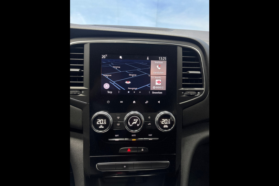 Renault Mégane Estate 1.6 E-Tech Plug-In Hybrid 160 Business Camera, trekhaak