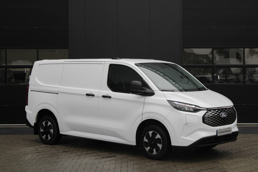 Ford E-Transit Custom 320 L1H1 Trend 65 kWh - Camera - Stoelverwarming - Carplay/Android - Rijklaar