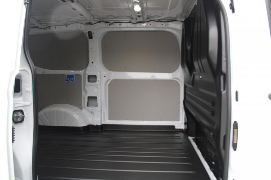 Ford E-Transit Custom 320 L1H1 Trend 65 kWh - Camera - Stoelverwarming - Carplay/Android - Rijklaar