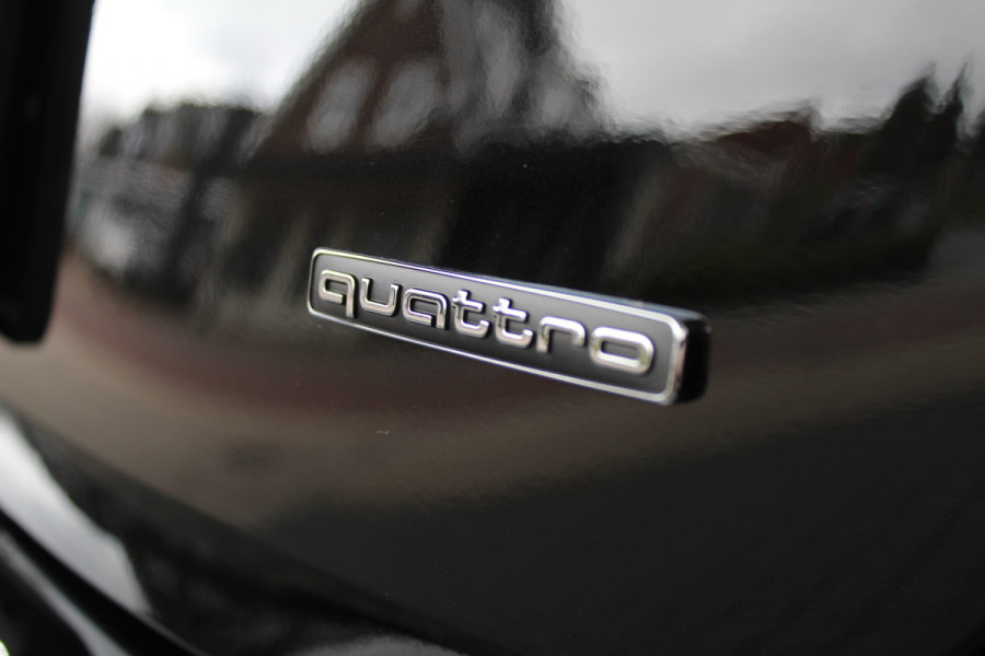 Audi A6 Avant 2.0 e-Hybrid Quattro S-Line | Achteras besturing | Alcantara/Leder | Zwenkbare Trekhaak | 360 | Nieuw