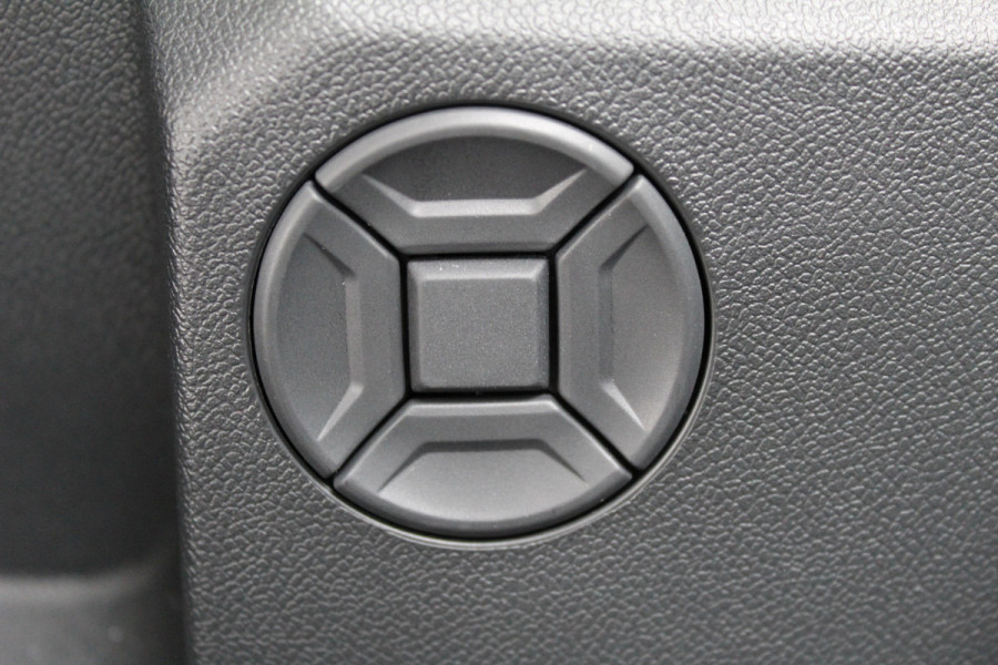 Audi A6 Avant 2.0 e-Hybrid Quattro S-Line | Achteras besturing | Alcantara/Leder | Zwenkbare Trekhaak | 360 | Nieuw