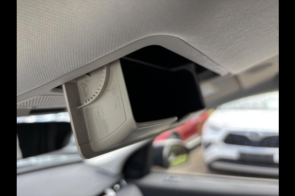 Land Rover Discovery Sport P300e 1.5 R-Dynamic S | 360 graden camera | Leder | Stoelverwarming