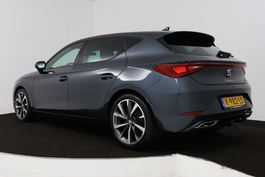 Seat Leon 1.5 eTSI FR Launch Edition Automaat (VIRTUAL COCKPIT, NAVIGATIE, TREKHAAK, ADAPTIVE CRUISE, STUUR-/STOELVERWARMING)