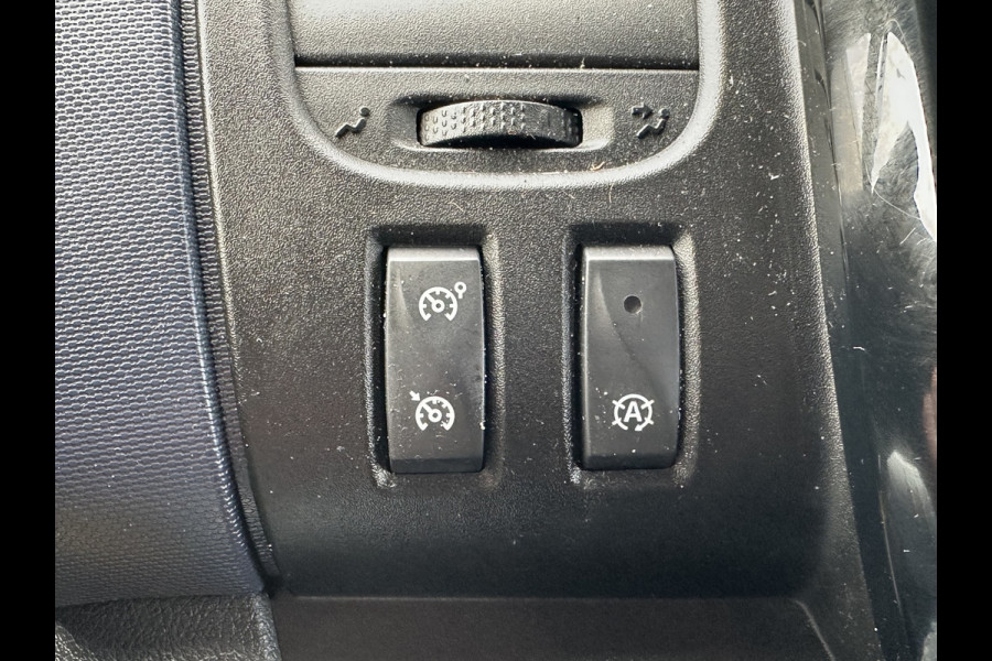 Opel Vivaro 1.6 CDTI 126 PK / L1H1 / 1e EIG. / ACHTERKLEP / AIRCO / CRUISE / NAVI / CAMERA / BLUETOOTH