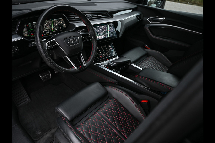 Audi Q8 e-tron 50 quattro S Edition 95 kWh · NL-auto · Panoramadak · RS-seats · Memory seats · Leder · Adaptive cruise · Keyless · Stuurverwarm