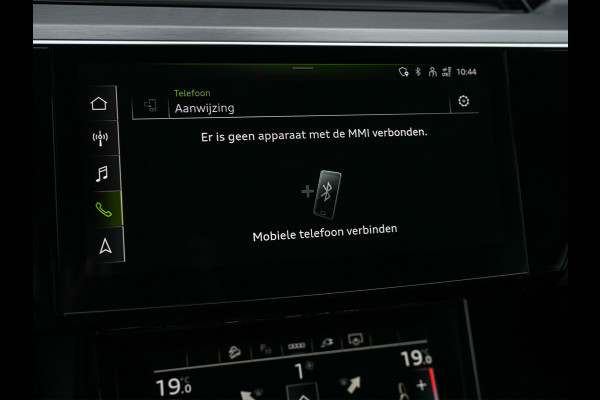 Audi Q8 e-tron 50 quattro S Edition 95 kWh · NL-auto · Panoramadak · RS-seats · Memory seats · Leder · Adaptive cruise · Keyless · Stuurverwarm