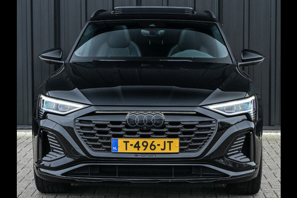 Audi Q8 e-tron 50 quattro S Edition 95 kWh · NL-auto · Panoramadak · RS-seats · Memory seats · Leder · Adaptive cruise · Keyless · Stuurverwarm