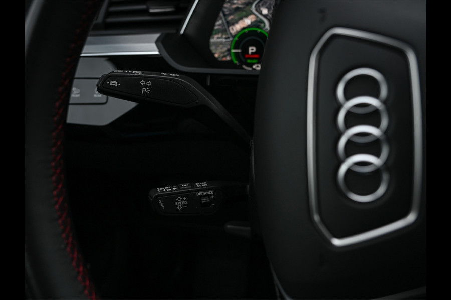 Audi Q8 e-tron 50 quattro S Edition 95 kWh · NL-auto · Panoramadak · RS-seats · Memory seats · Leder · Adaptive cruise · Keyless · Stuurverwarm