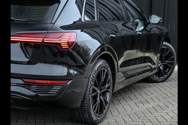 Audi Q8 e-tron 50 quattro S Edition 95 kWh · NL-auto · Panoramadak · RS-seats · Memory seats · Leder · Adaptive cruise · Keyless · Stuurverwarm