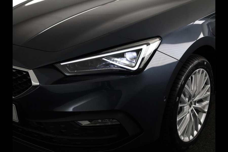 Seat Leon Sportstourer 1.5 TSI e-Hybrid Style Business Intense | Magnetic Tech Metallic | Matrix LED Koplampen