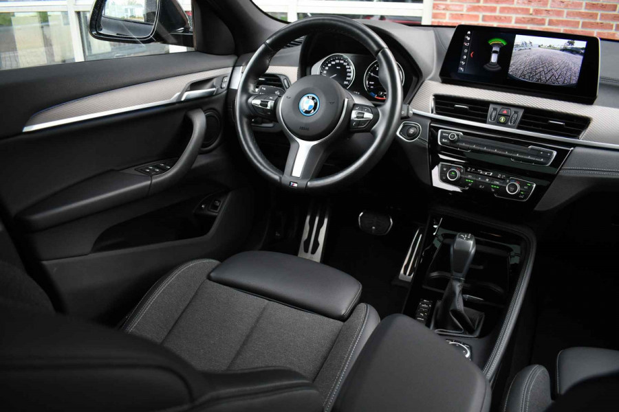 BMW X2 xDrive25e M-Sport Pano HUD El-zetels Camera Carplay 19inch
