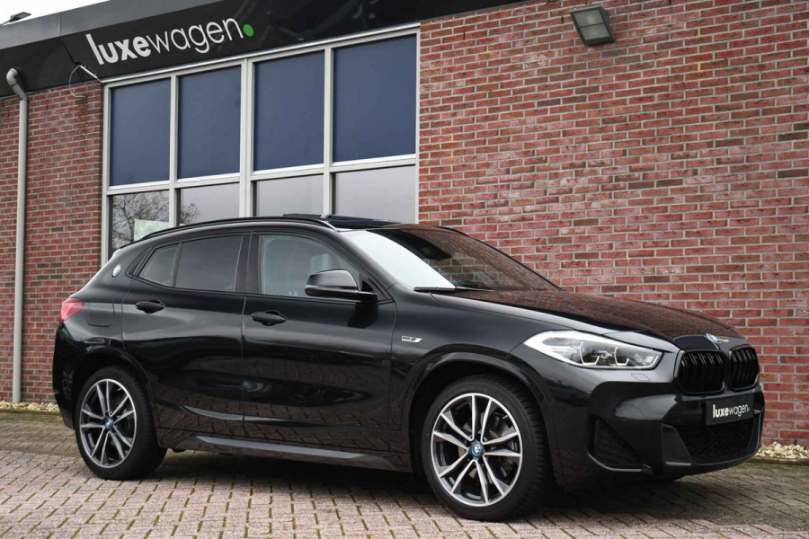 BMW X2 xDrive25e M-Sport Pano HUD El-zetels Camera Carplay 19inch