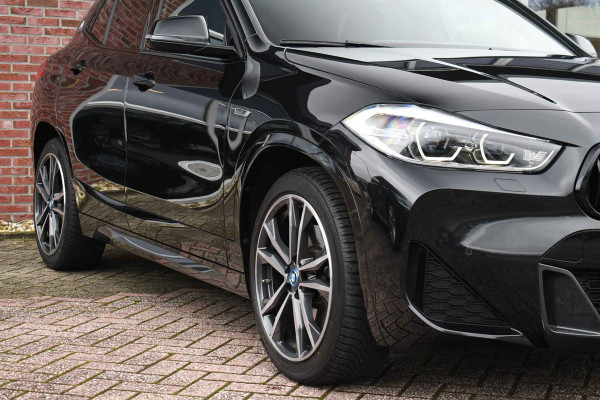 BMW X2 xDrive25e M-Sport Pano HUD El-zetels Camera Carplay 19inch