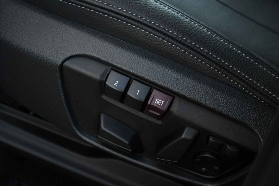 BMW X2 xDrive25e M-Sport Pano HUD El-zetels Camera Carplay 19inch