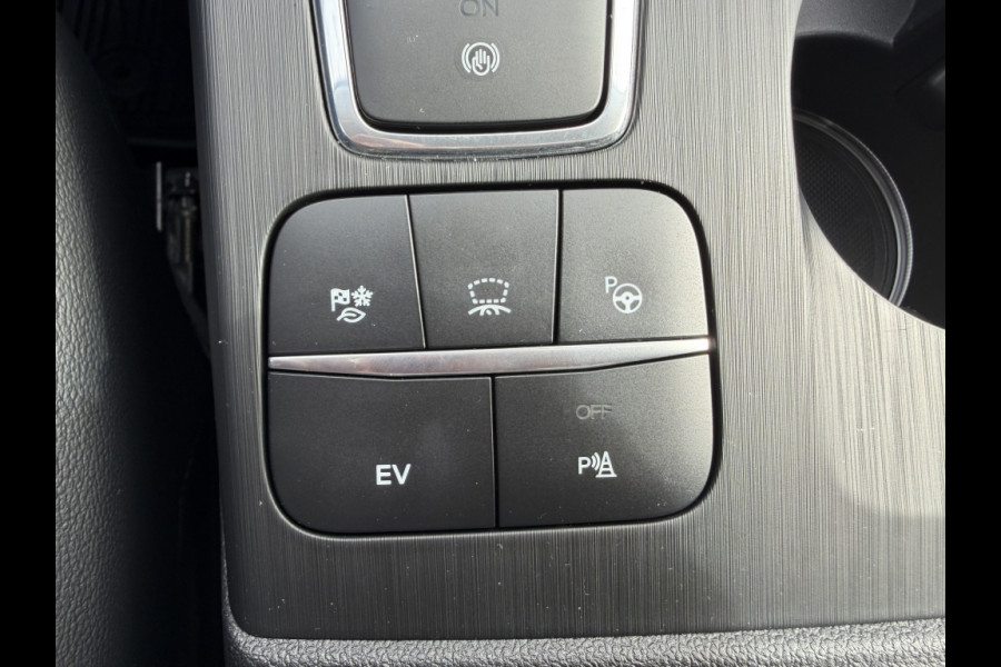 Ford Kuga 2.5 PHEV Titanium X DRIVERPACK! TECHPACK! WINTERPACK!