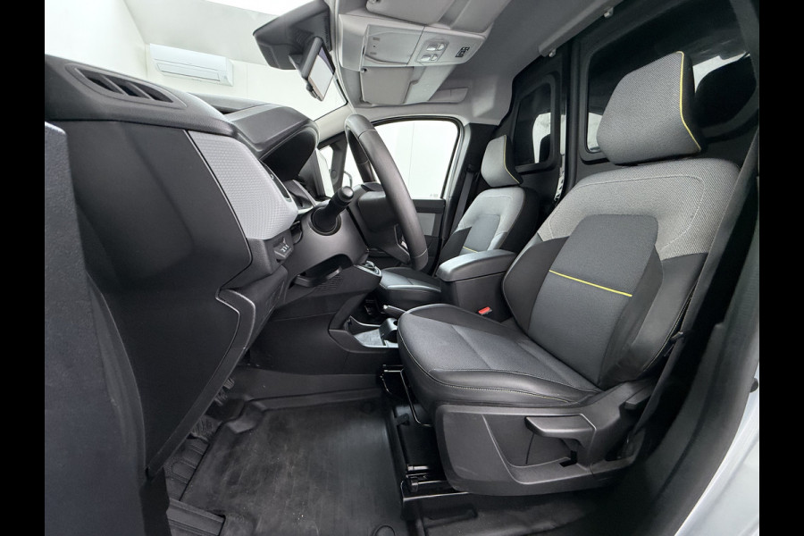 Renault Kangoo D 96pk €0,- BTW/BPM !! Luxe Navi Airco Camera 1/2 Leer Trekhaak Euro 6 Apple Carplay Android PDC Cruise Control Lmv Pure-Vision  1.5DCi Betonplexvloer Wandbetimmering Achterdeuren Schuifdeuren Sidebars Priv.Glass Licht-Regensensor Mistlampen Nieuwe Model 1.500KG Trekgewicht 1e Eigenaar Origineel Nederlandse Auto EURO 6 Nieuw ruim €34.000 euro!