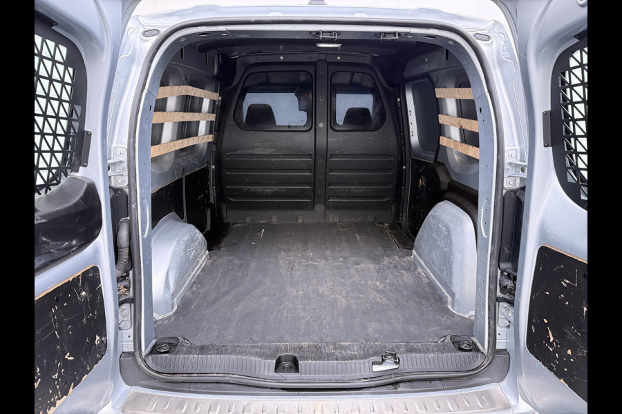 Renault Kangoo D 96pk €0,- BTW/BPM !! Luxe Navi Airco Camera 1/2 Leer Trekhaak Euro 6 Apple Carplay Android PDC Cruise Control Lmv Pure-Vision  1.5DCi Betonplexvloer Wandbetimmering Achterdeuren Schuifdeuren Sidebars Priv.Glass Licht-Regensensor Mistlampen Nieuwe Model 1.500KG Trekgewicht 1e Eigenaar Origineel Nederlandse Auto EURO 6 Nieuw ruim €34.000 euro!