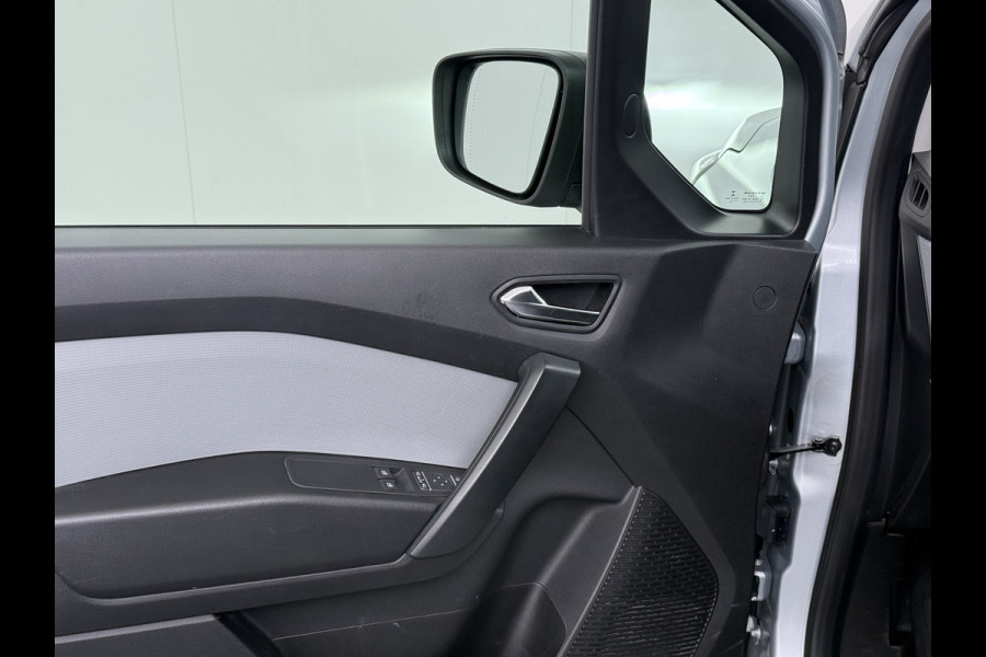 Renault Kangoo D 96pk €0,- BTW/BPM !! Luxe Navi Airco Camera 1/2 Leer Trekhaak Euro 6 Apple Carplay Android PDC Cruise Control Lmv Pure-Vision  1.5DCi Betonplexvloer Wandbetimmering Achterdeuren Schuifdeuren Sidebars Priv.Glass Licht-Regensensor Mistlampen Nieuwe Model 1.500KG Trekgewicht 1e Eigenaar Origineel Nederlandse Auto EURO 6 Nieuw ruim €34.000 euro!