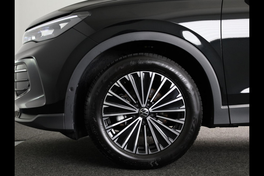 Volkswagen Tiguan 1.5 eTSI Life Edition GOAL 130 pk Automaat (DSG) | Navigatie | Trekhaak (wegklapbaar) | Parkeersensoren (Park assist) | Rondomzicht camera | Stoelverwarming |