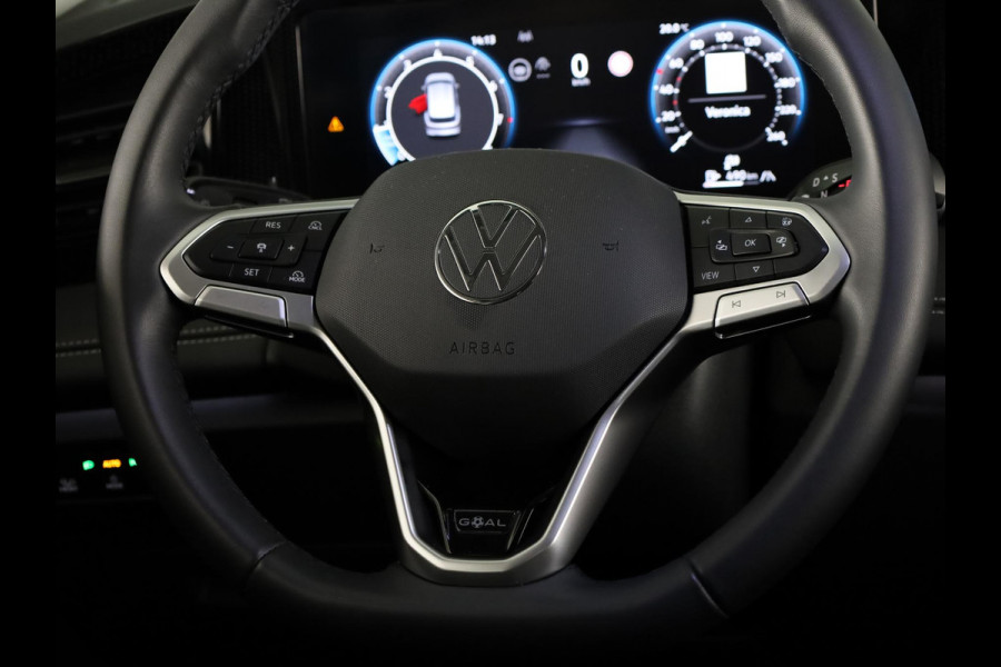Volkswagen Tiguan 1.5 eTSI Life Edition GOAL 130 pk Automaat (DSG) | Navigatie | Trekhaak (wegklapbaar) | Parkeersensoren (Park assist) | Rondomzicht camera | Stoelverwarming |